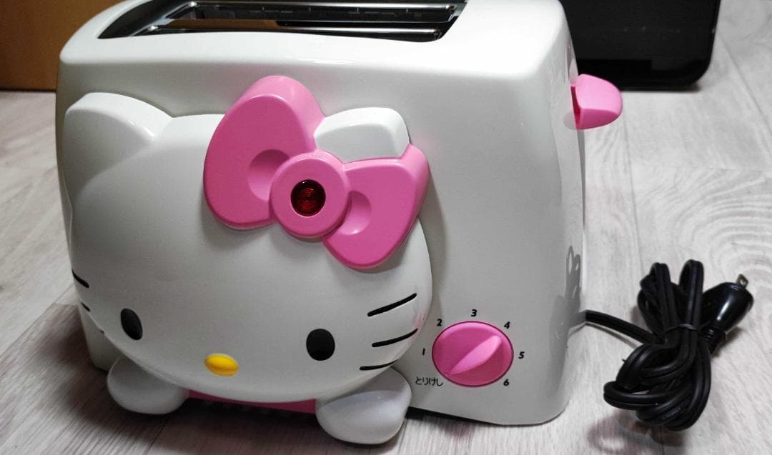 SANYO製ハローキティポップアップトースター