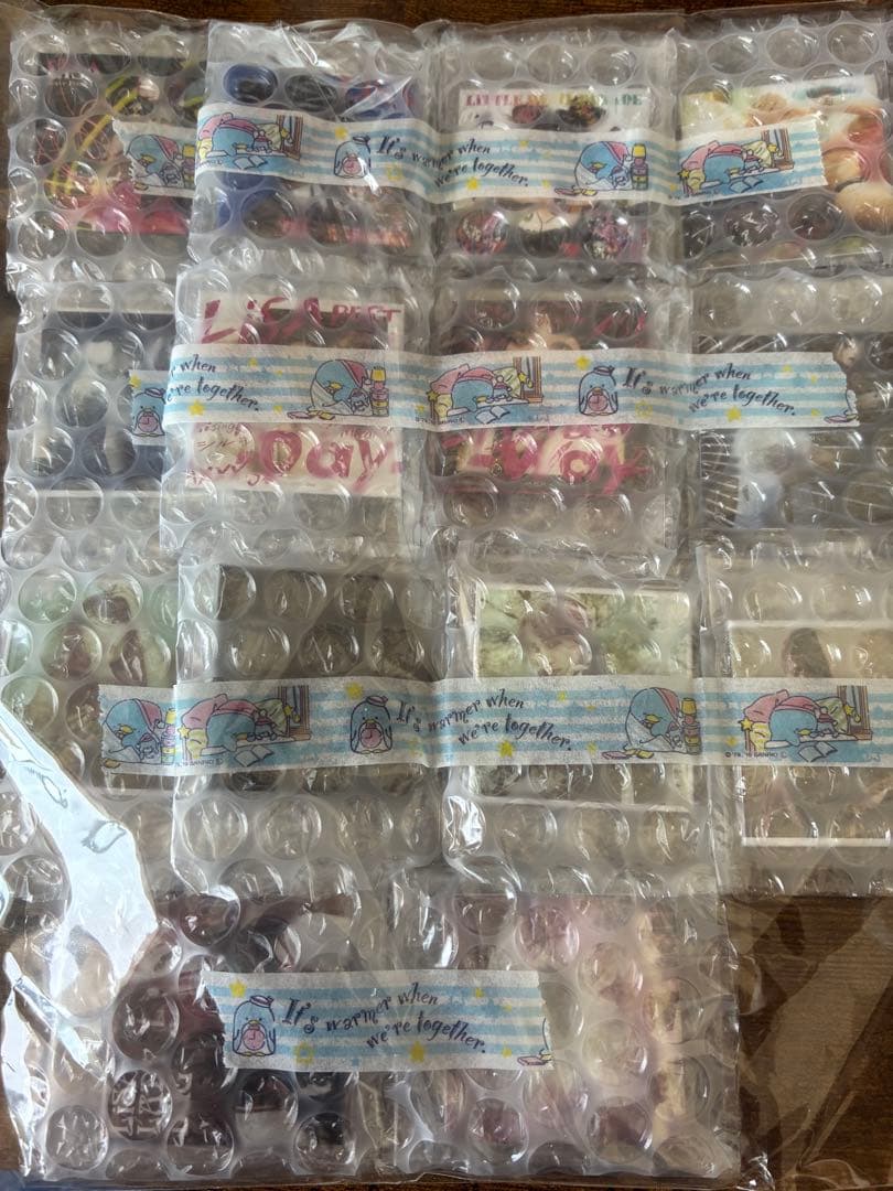 LiSA10thランダムセットゥアクリルキー全18種+缶バッジ全14種 コンプ品