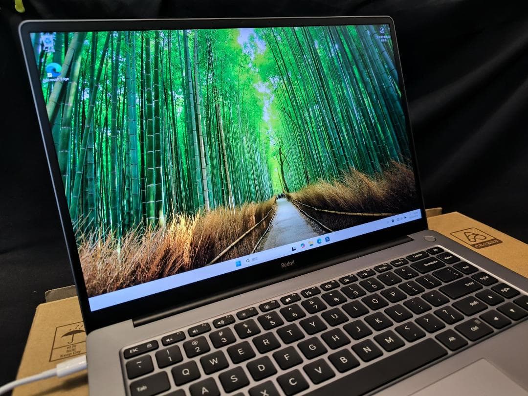 Xiaomi RedmiBook Pro15　ノートPC 3.2K液晶