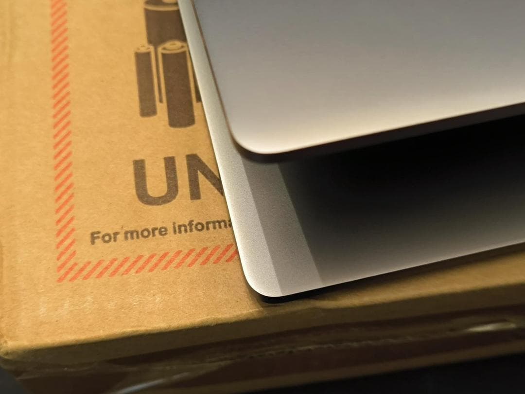 Xiaomi RedmiBook Pro15　ノートPC 3.2K液晶