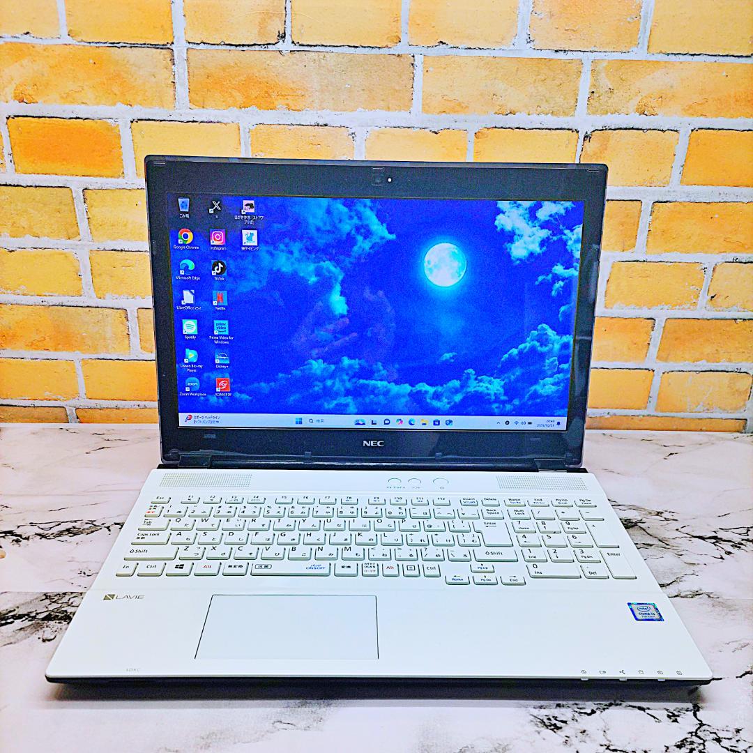 美品☘️Win11ノートパソコン❤️爆速SSD❤️Core-i3・Blu-ray