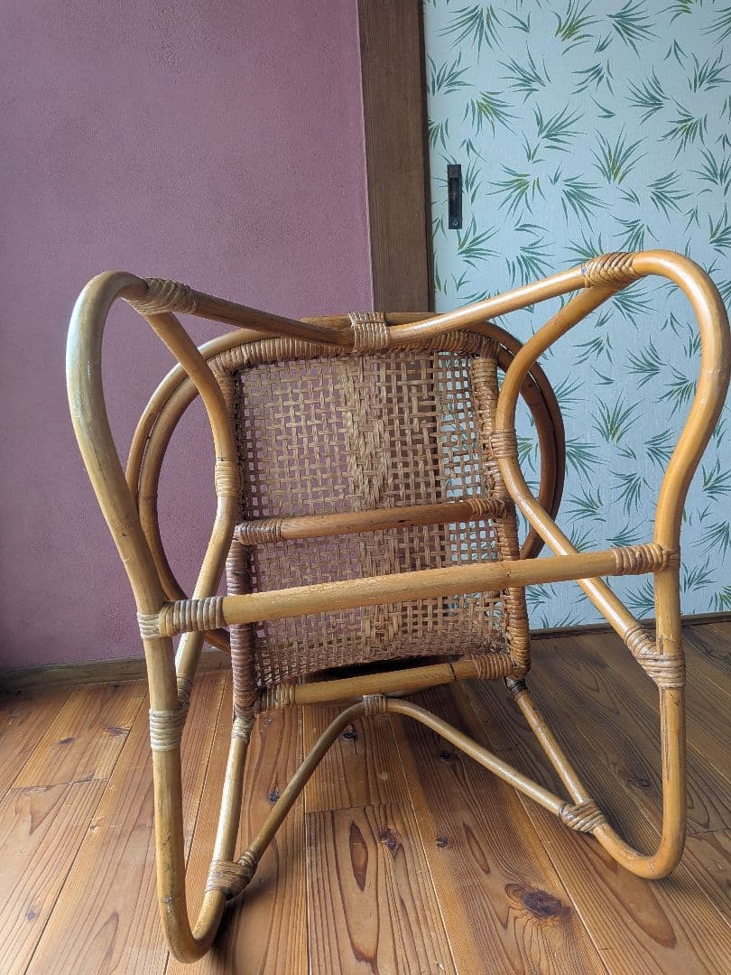 ラタン製椅子