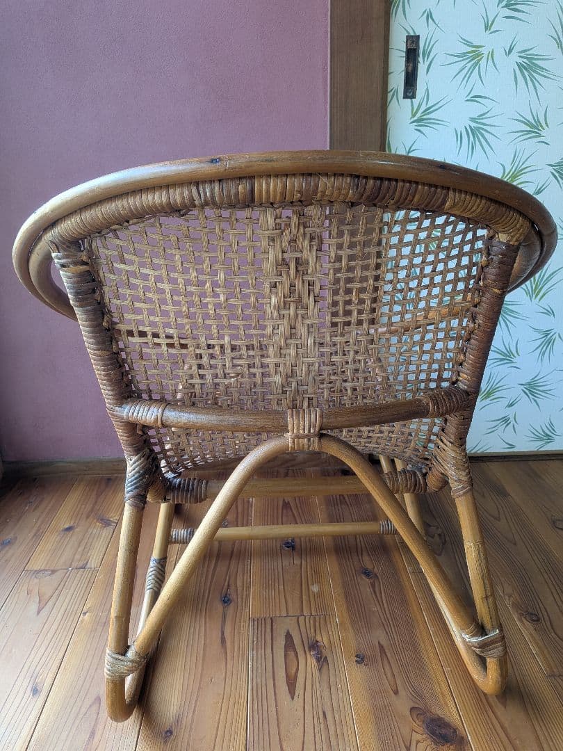 ラタン製椅子