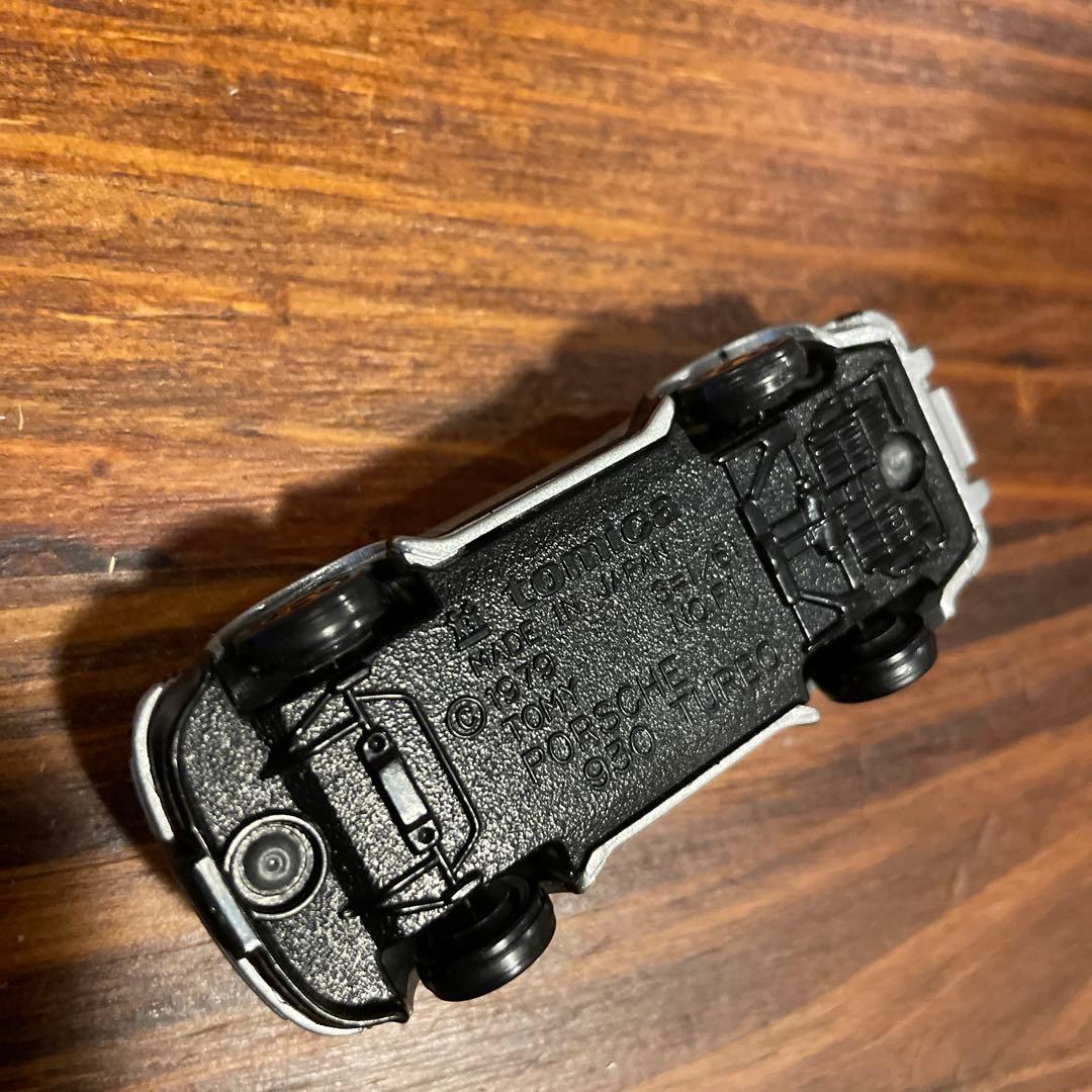 トミカ　ポルシェ930 ターボ　青箱F1