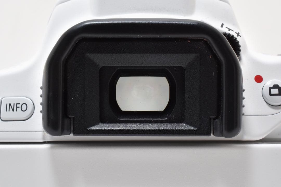 ❤️Canon Kiss X9❤️ ホワイト レンズキット 一眼レフ 初心者おすすめ