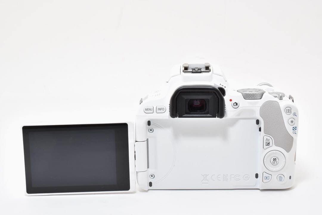 ❤️Canon Kiss X9❤️ ホワイト レンズキット 一眼レフ 初心者おすすめ