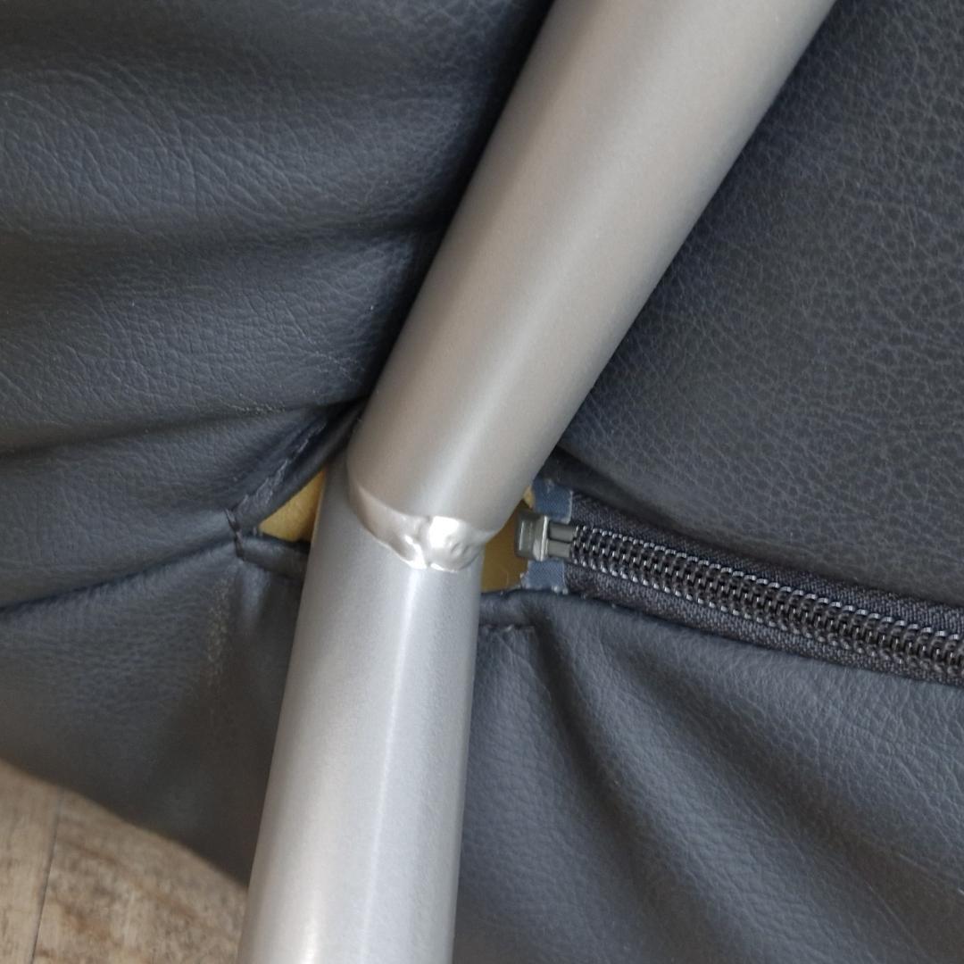 未使用　リーンロゼ　保証書付(コピー）　カラン　２P　パフオットマン