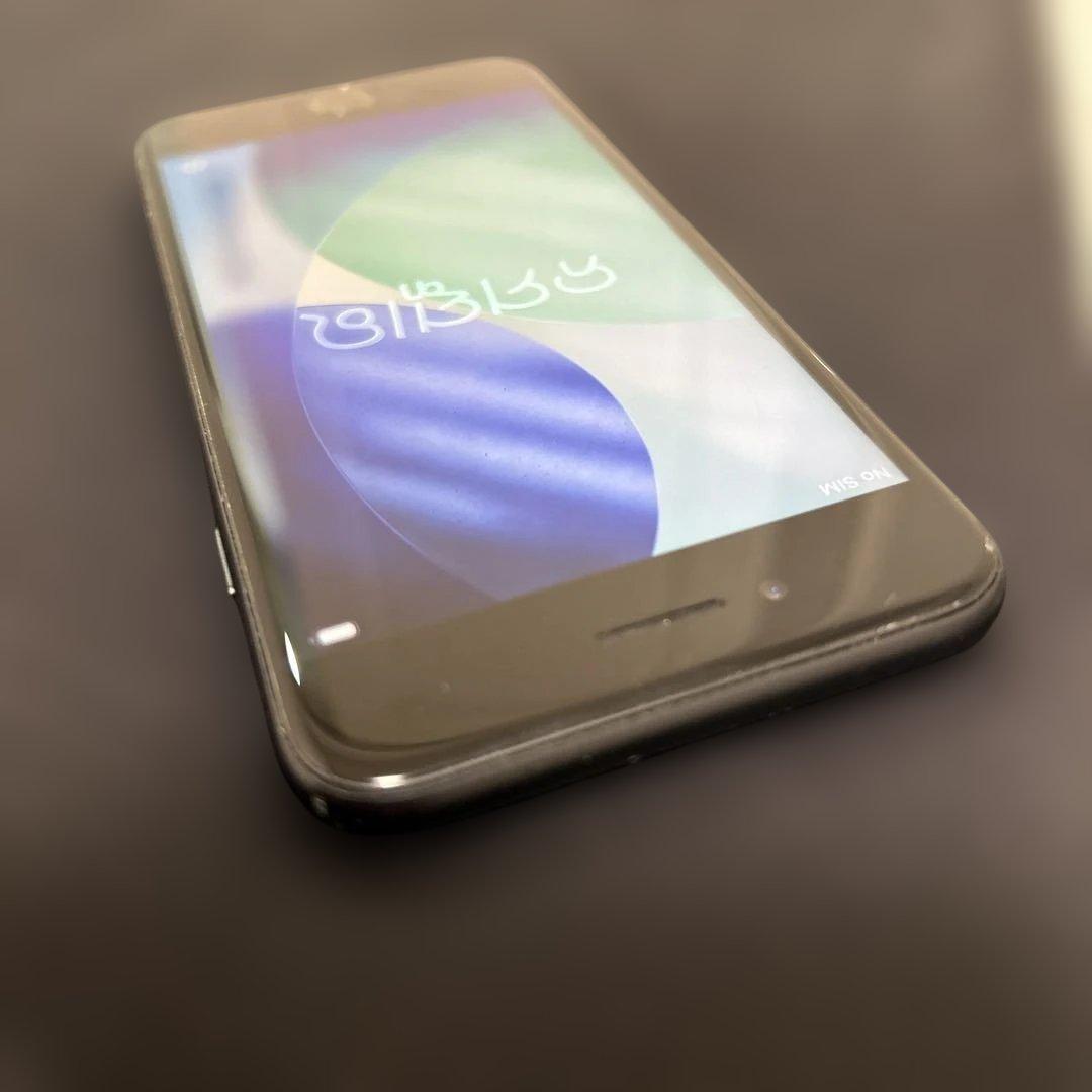 S*）様 iPhoneSE2 128GB ブラック 中古