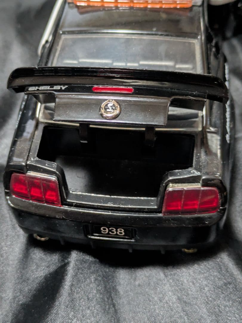jada 2008 フォード シェルビー GT-500KR™　1/24　パトカー