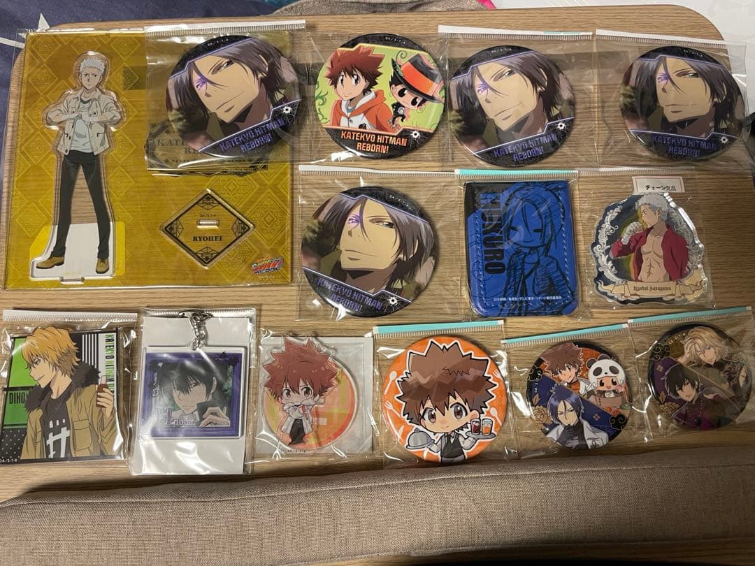 d*2様 【リボーン】缶バッジ・アクリルキーホルダー・グッズ・カード・紙類まとめ