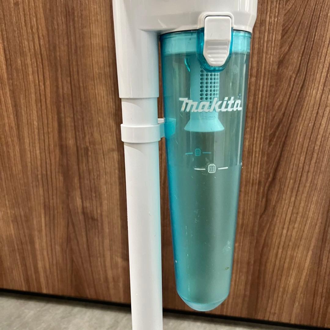 マキタ 充電式クリーナー CL107FD バッテリー 10.8V C226