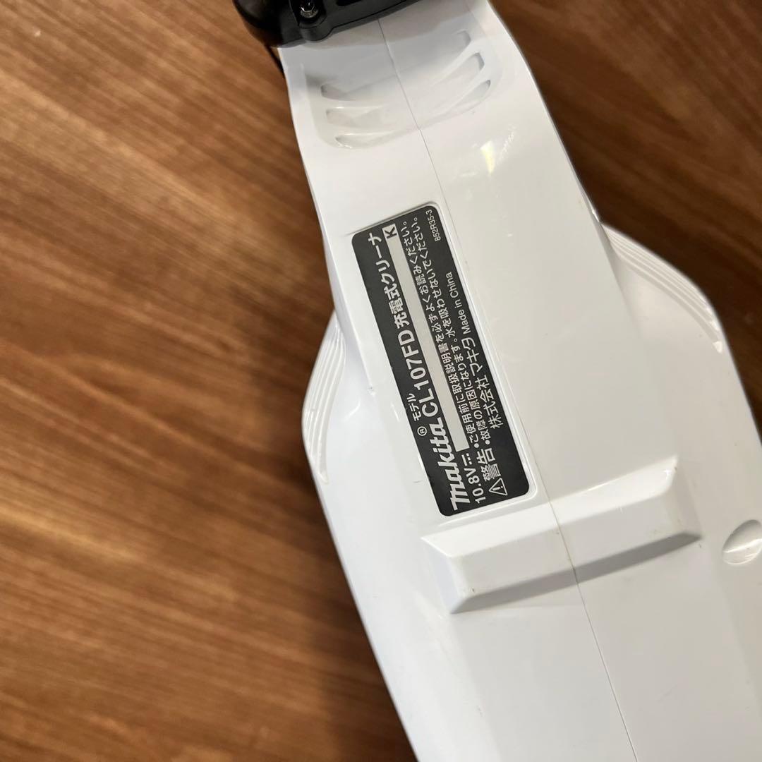 マキタ 充電式クリーナー CL107FD バッテリー 10.8V C226