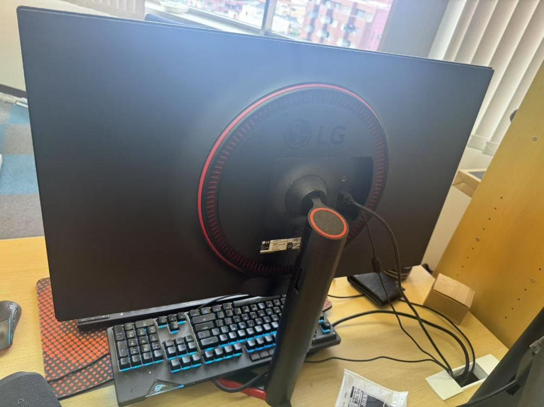 LG 大画面モニター 本体