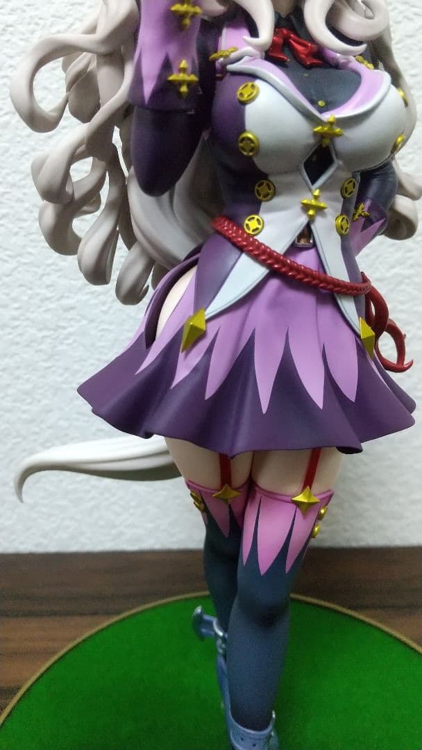 マックスファクトリー「ビワハヤヒデ」１/7 塗装済み完成品フィギュア【開封品】