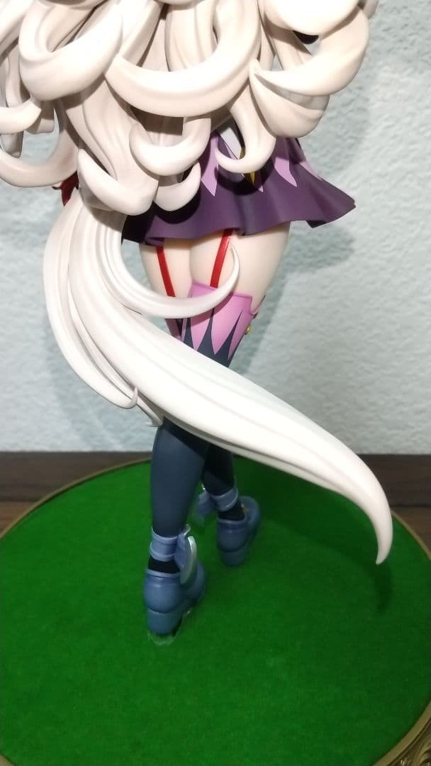 マックスファクトリー「ビワハヤヒデ」１/7 塗装済み完成品フィギュア【開封品】