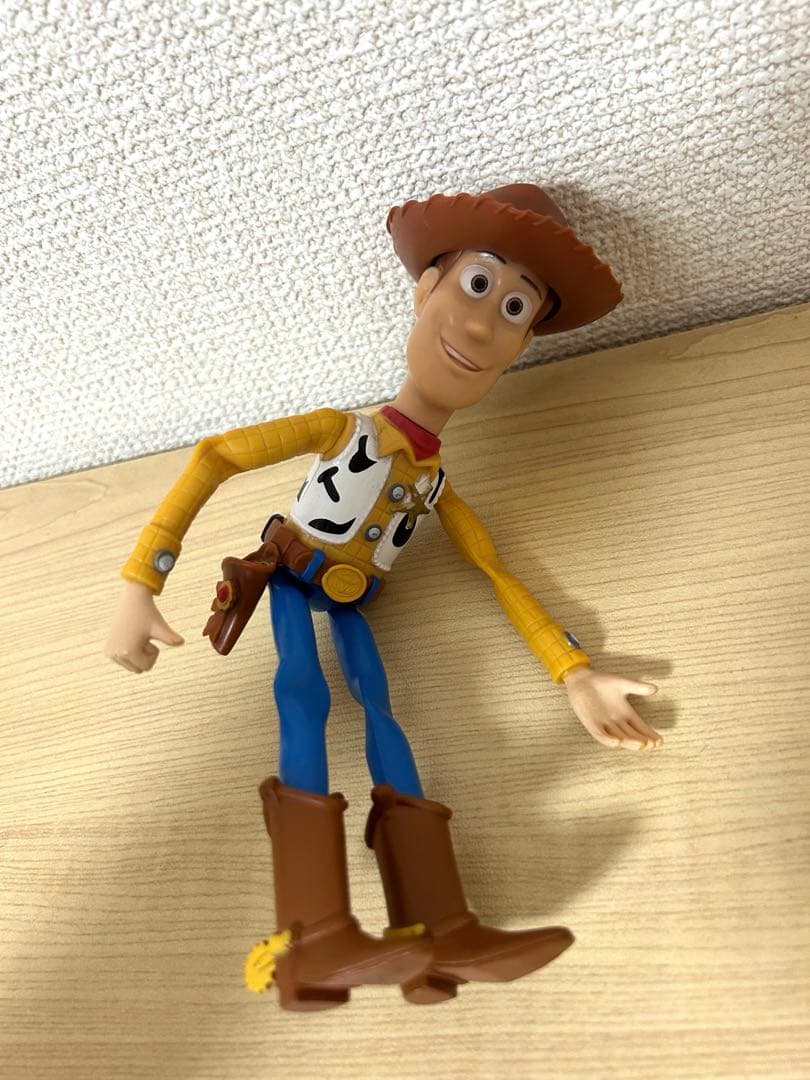 トイストーリー トーキングフィギュア お喋り ウッディ　ジェシー ブルズアイ