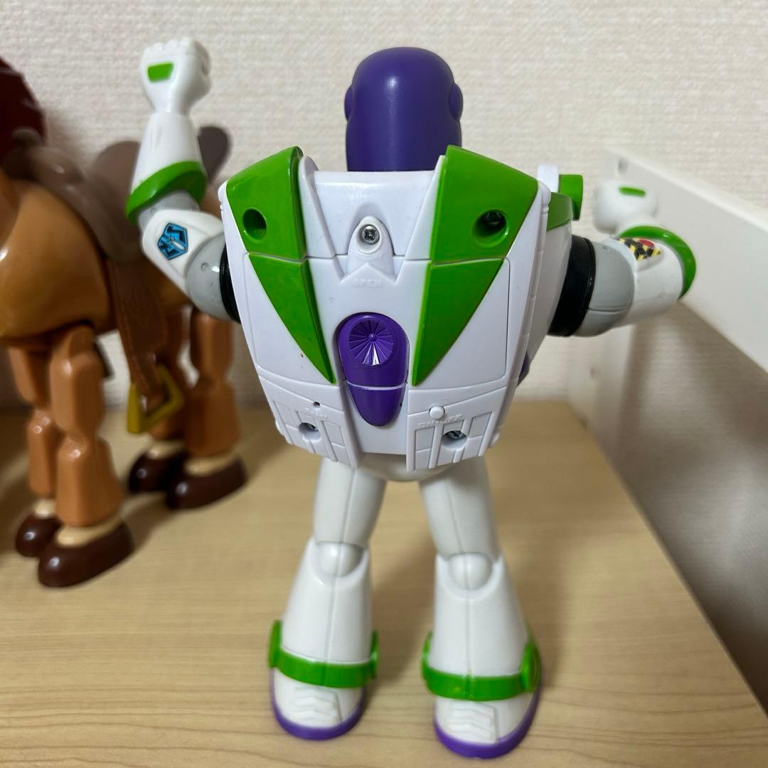 トイストーリー トーキングフィギュア お喋り ウッディ　ジェシー ブルズアイ