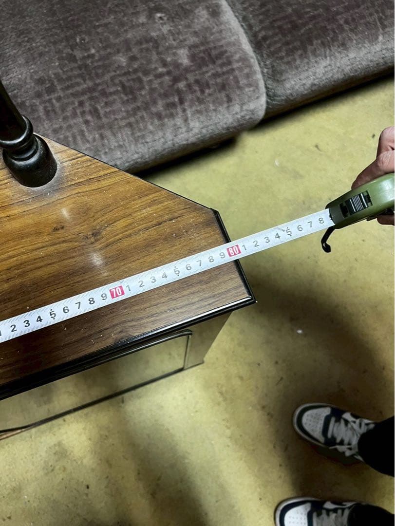 レトロ木製キャビネット ガラス扉付き