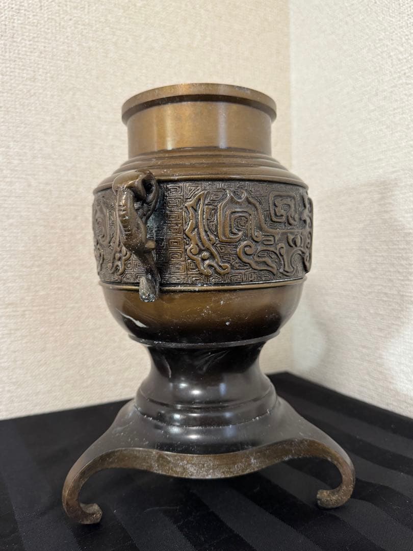 花器　金属工芸