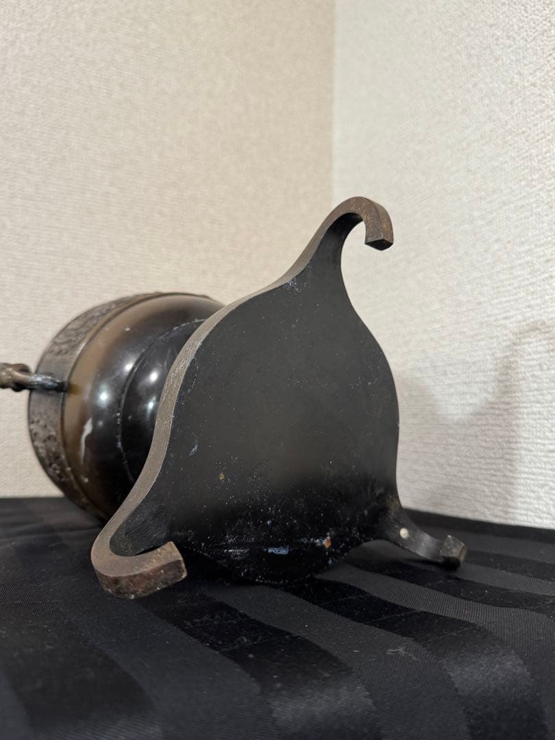 花器　金属工芸