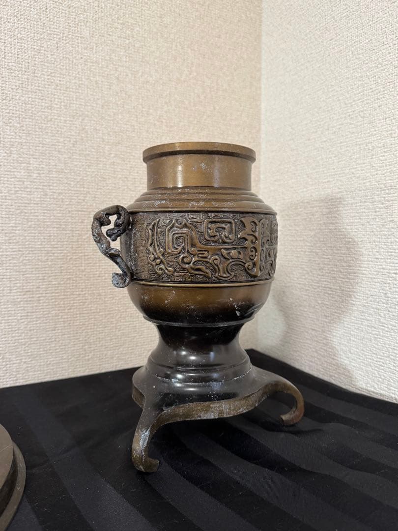 花器　金属工芸