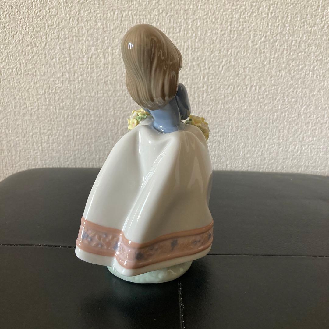 リヤドロ　人形　5月の花