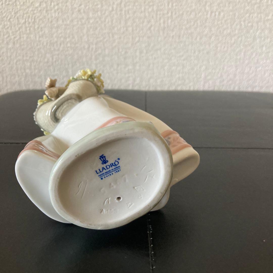 リヤドロ　人形　5月の花