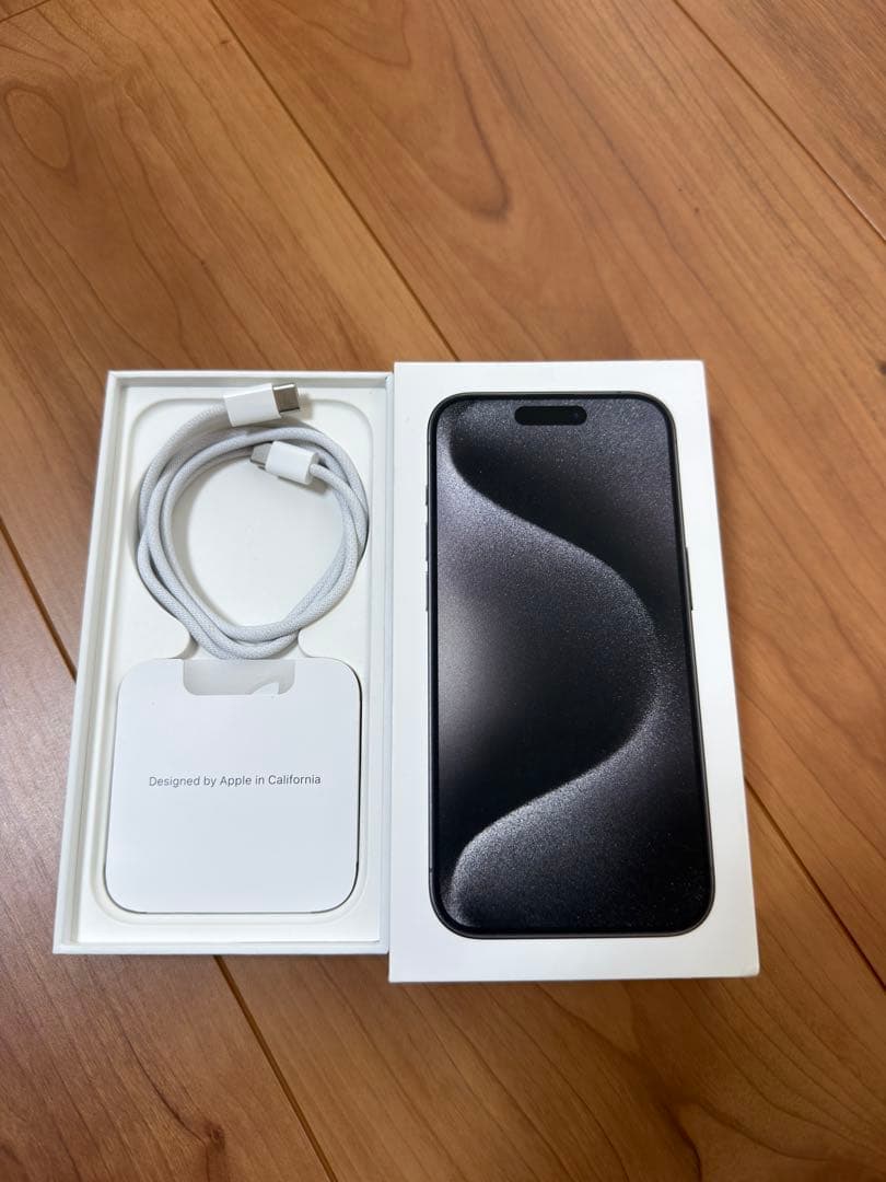 Apple iPhone 15 Pro ナチュラルチタン128gb simフリー