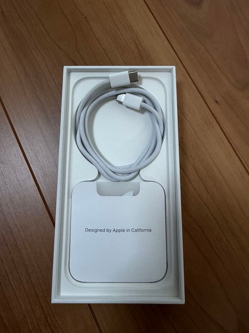 Apple iPhone 15 Pro ナチュラルチタン128gb simフリー