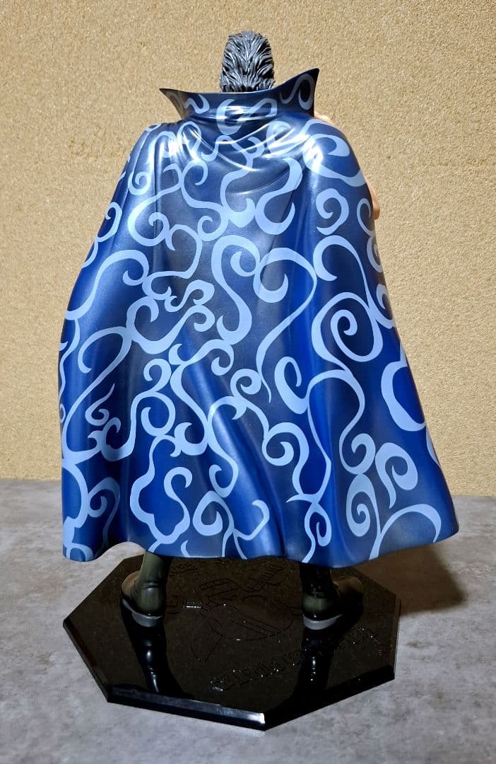 ONE PIECE ワンピース POP シャンクス ベックマン フィギュア