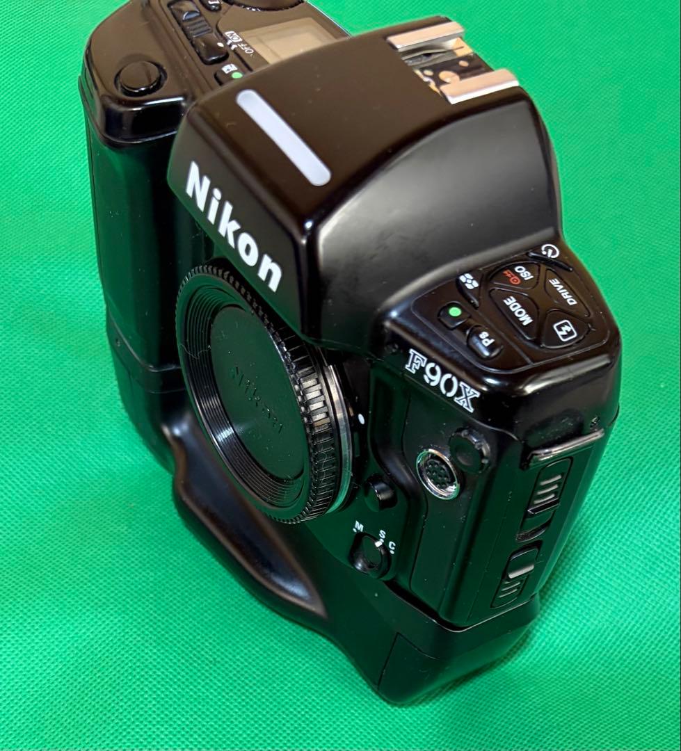 Nikon F90X 一眼レフカメラ MB-10付き　実写作例あり