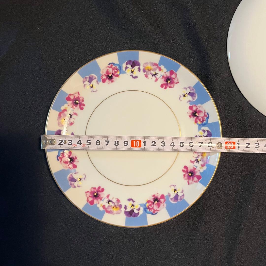 Chesty ARITA PORCELAIN LAB 食器 皿 有田焼 花 2枚