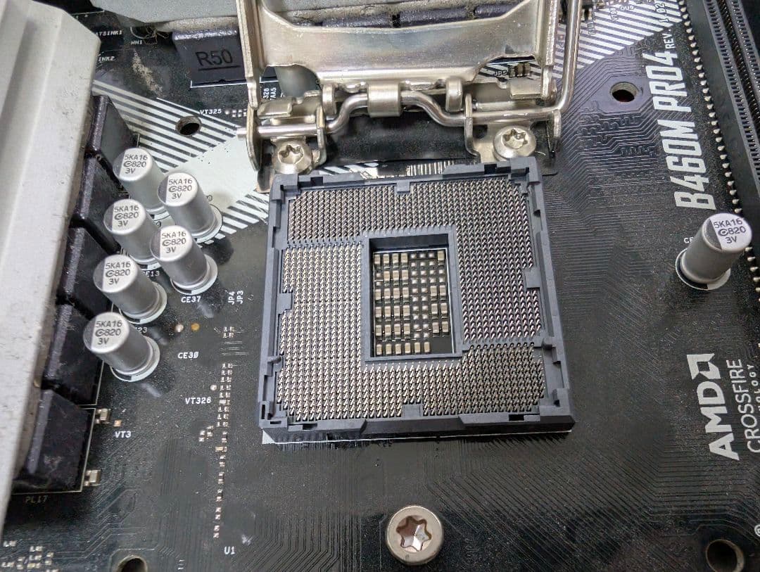 ASRock B460M Pro4 マザーボード