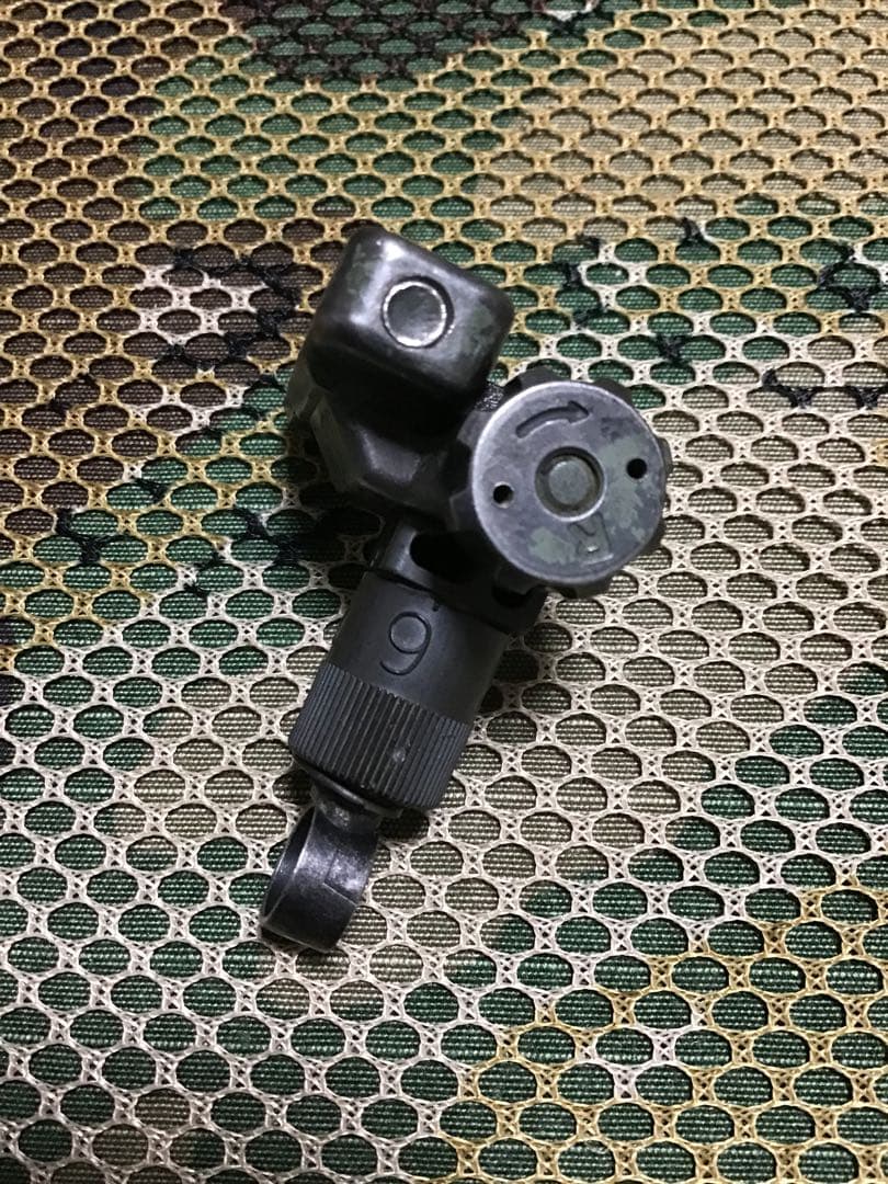 米軍放出品実物KACナイツマイクロフリップリアサイト中古品1