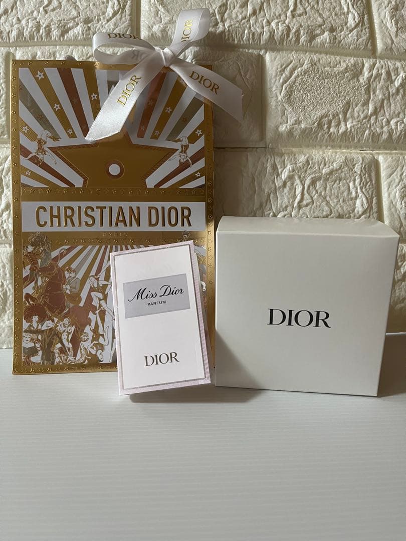 新品未使用✨ディオール 2025限定ジュエリーBOX ミニショッパー・香水付