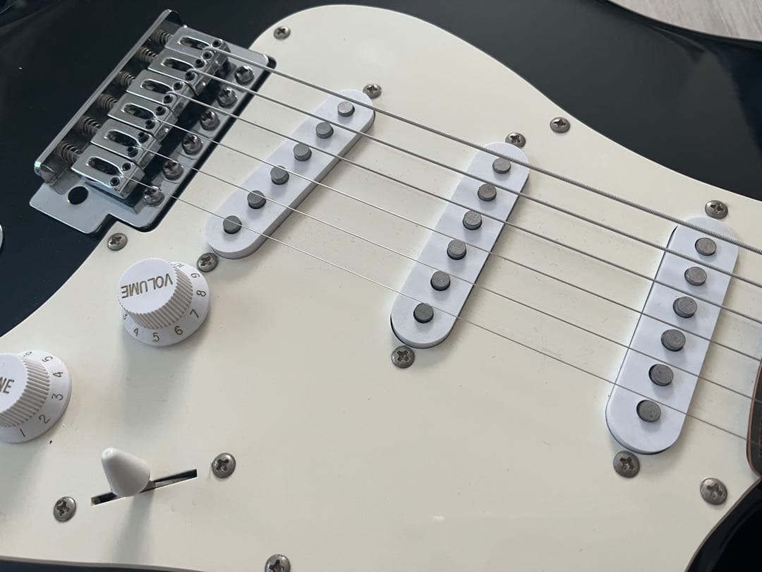 Squier Bullet strat ブラック　ジャンクボディ美品・ケース付