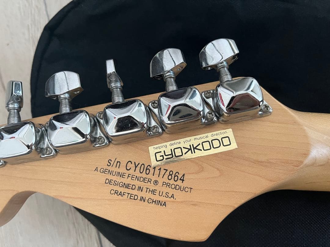 Squier Bullet strat ブラック　ジャンクボディ美品・ケース付