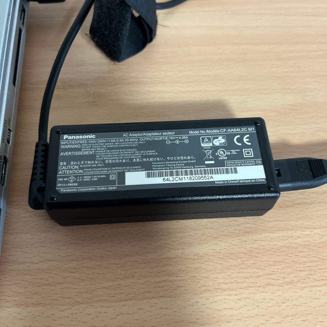 パナソニック　Win11 Corei5-7200 メモリ８G / SSD256G