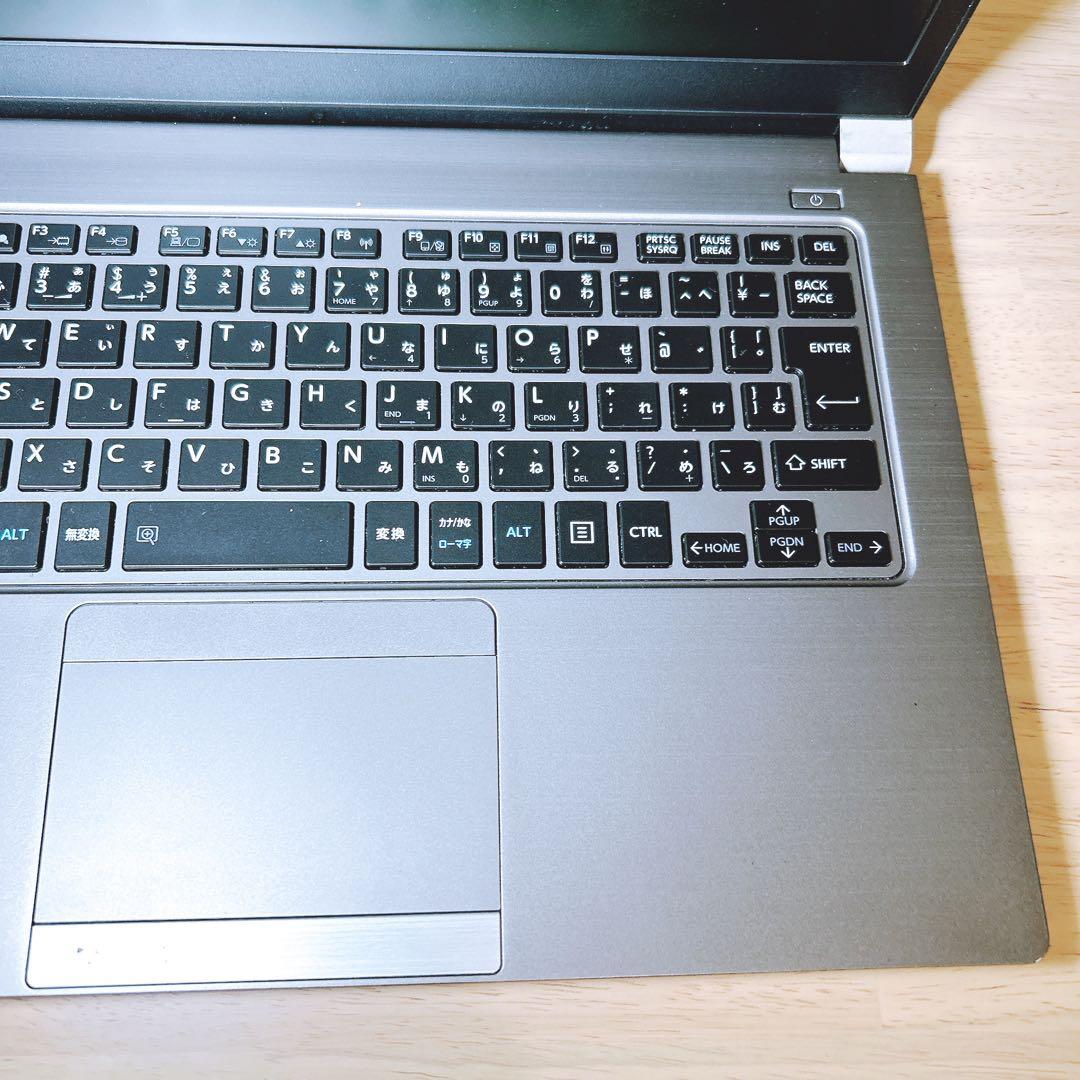 136 美品 ノートパソコン カメラ付き Windows11 東芝 設定済み