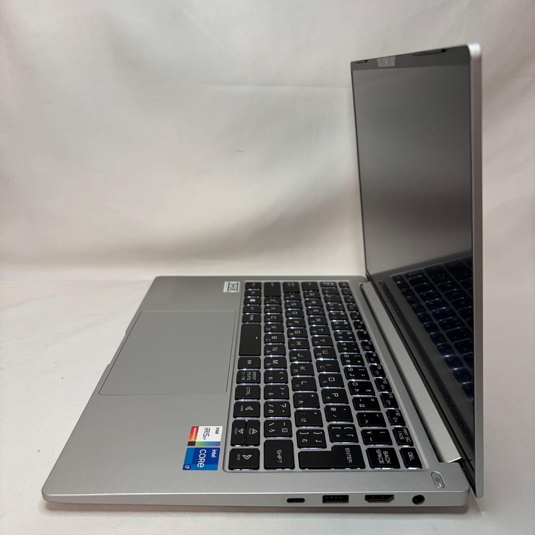 美品 DAIV 4P 11世代 i7 32GB 512GB WUXGA オフィス