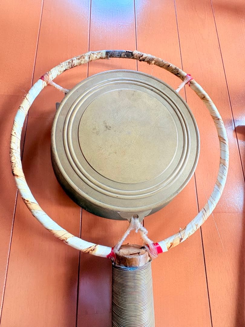 阿波踊り　鉦カネ 鳴物 鉦 金具 木製柄持ち手　バチ付き