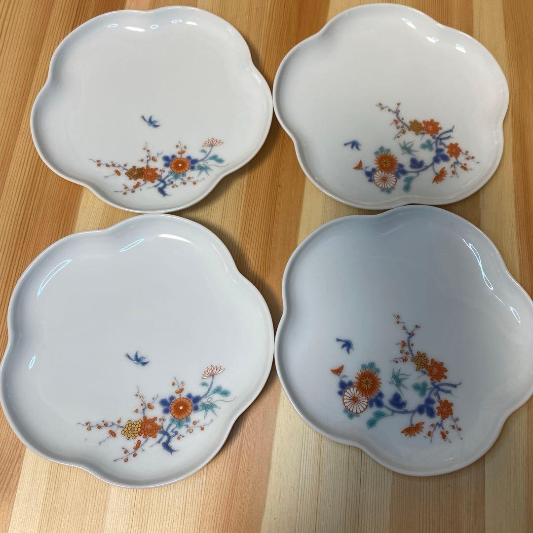 新品未使用　深川製磁　色絵花鳥紋　取分皿　4枚セット