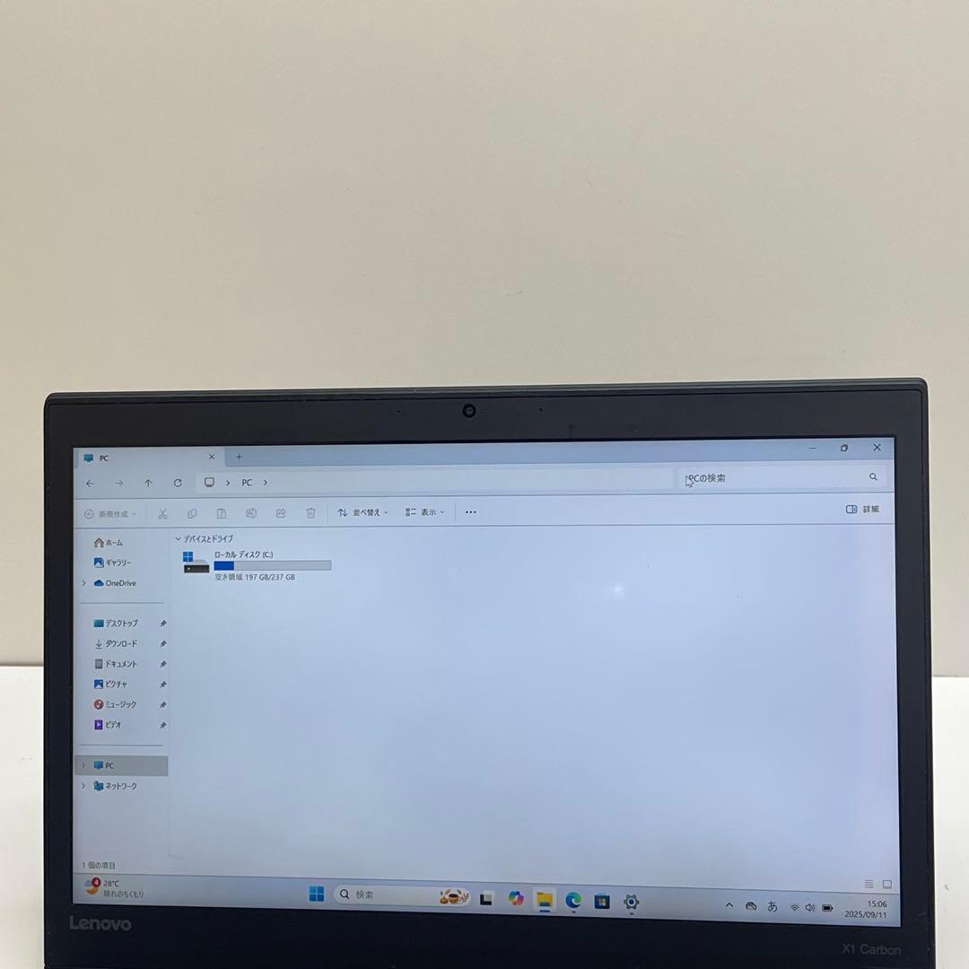 #250 レノボ Thinkpad X1 Carbon i7-6500U 8GB