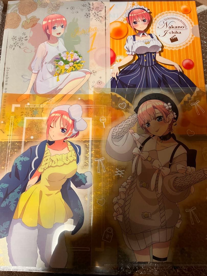 五等分の花嫁 一花二乃三玖四葉五月 カード 缶バッジ アクリルボード 計175点