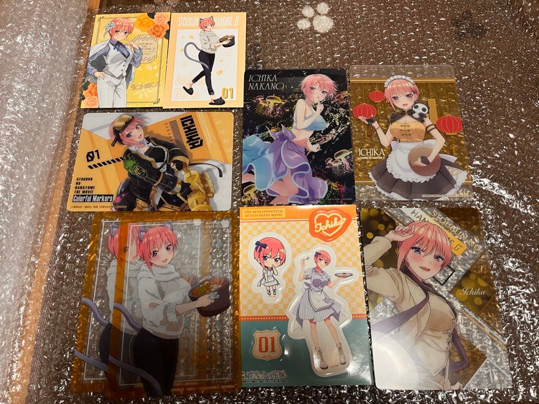 五等分の花嫁 一花二乃三玖四葉五月 カード 缶バッジ アクリルボード 計175点