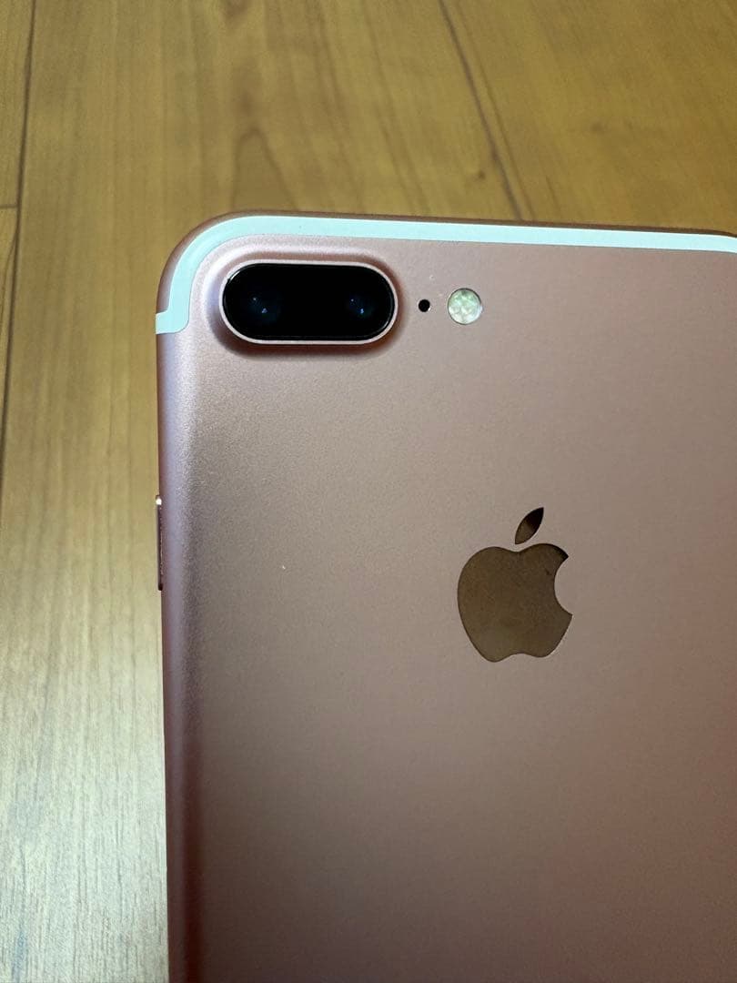 iPhone7 Plus 128GB ローズゴールド SIM解除済