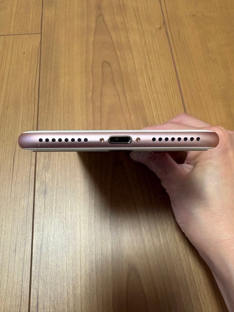 iPhone7 Plus 128GB ローズゴールド SIM解除済