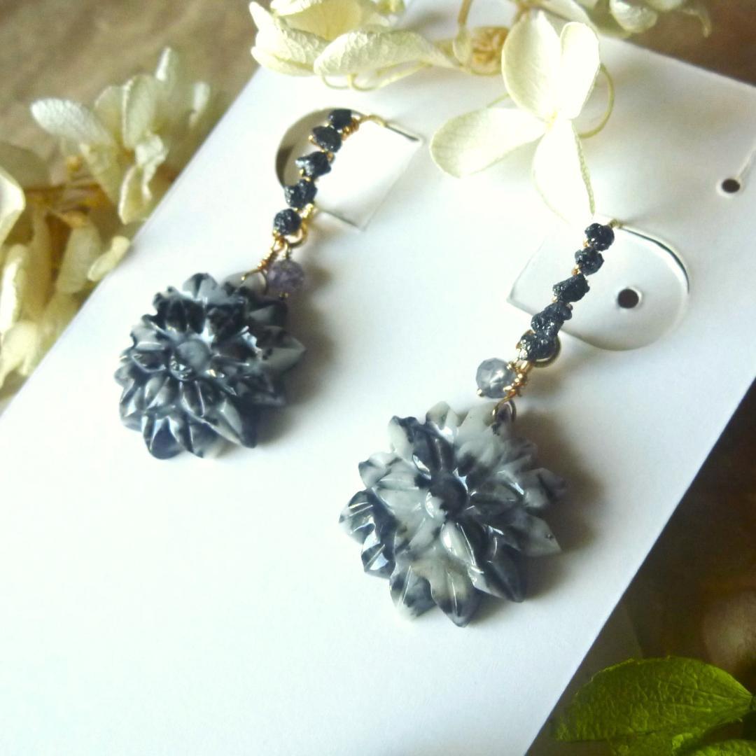 天然石ゼブラジャスパーフラワーカービングとブラックダイヤモンドピアス 14kgf