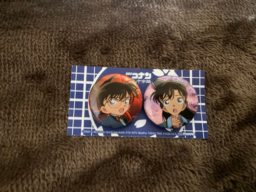 名探偵コナン 迷宮の十字路 下敷き ノート 缶バッジ