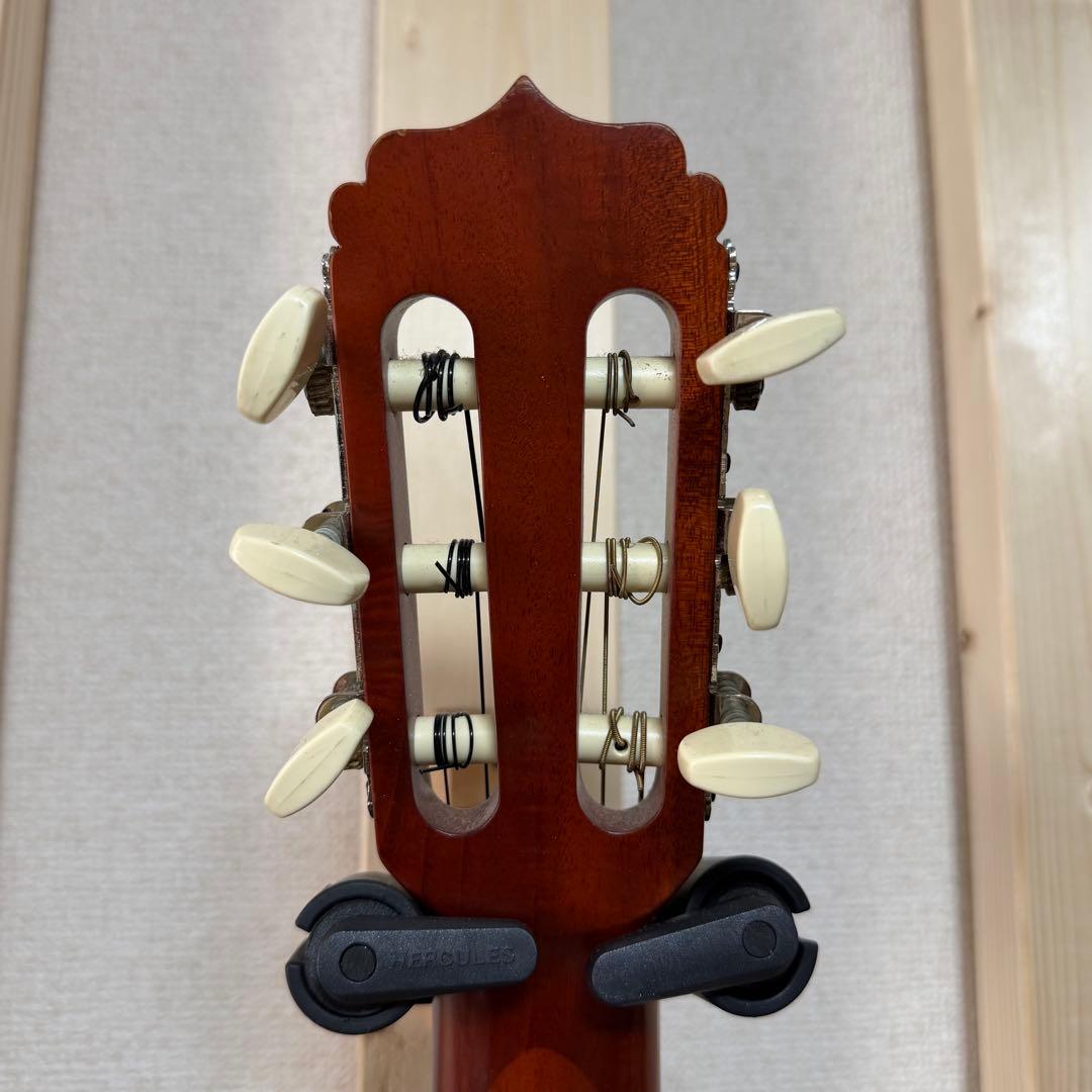 Aria ATU-120/6 ギタレレ ミニギター